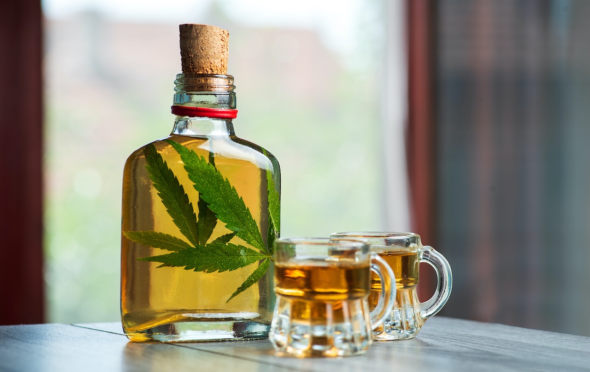 Liqueur de cannabis et autres boissons spiritueuses